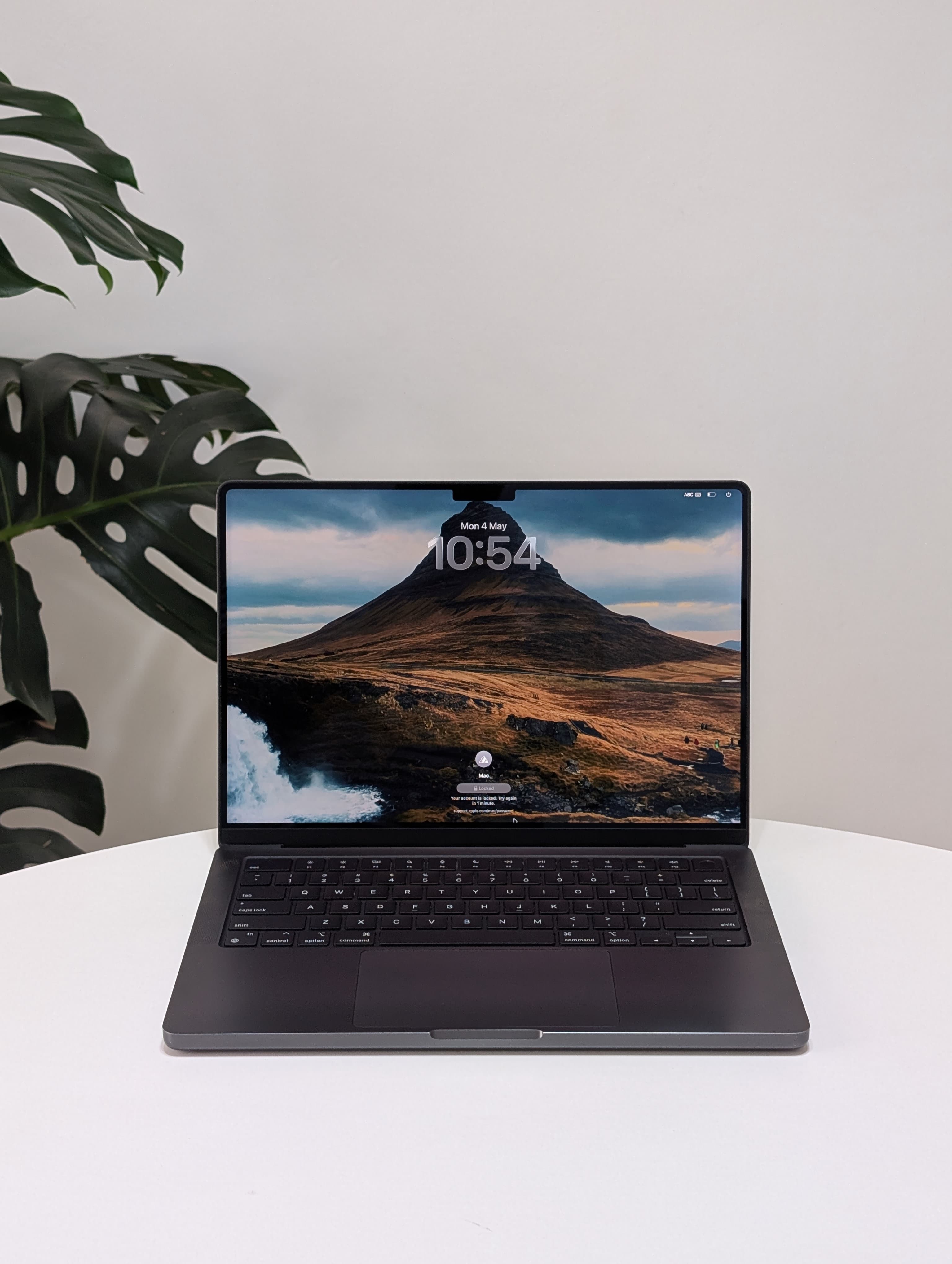 MacBook Pro M4 Pro - 14pouces - 2025 — image 1