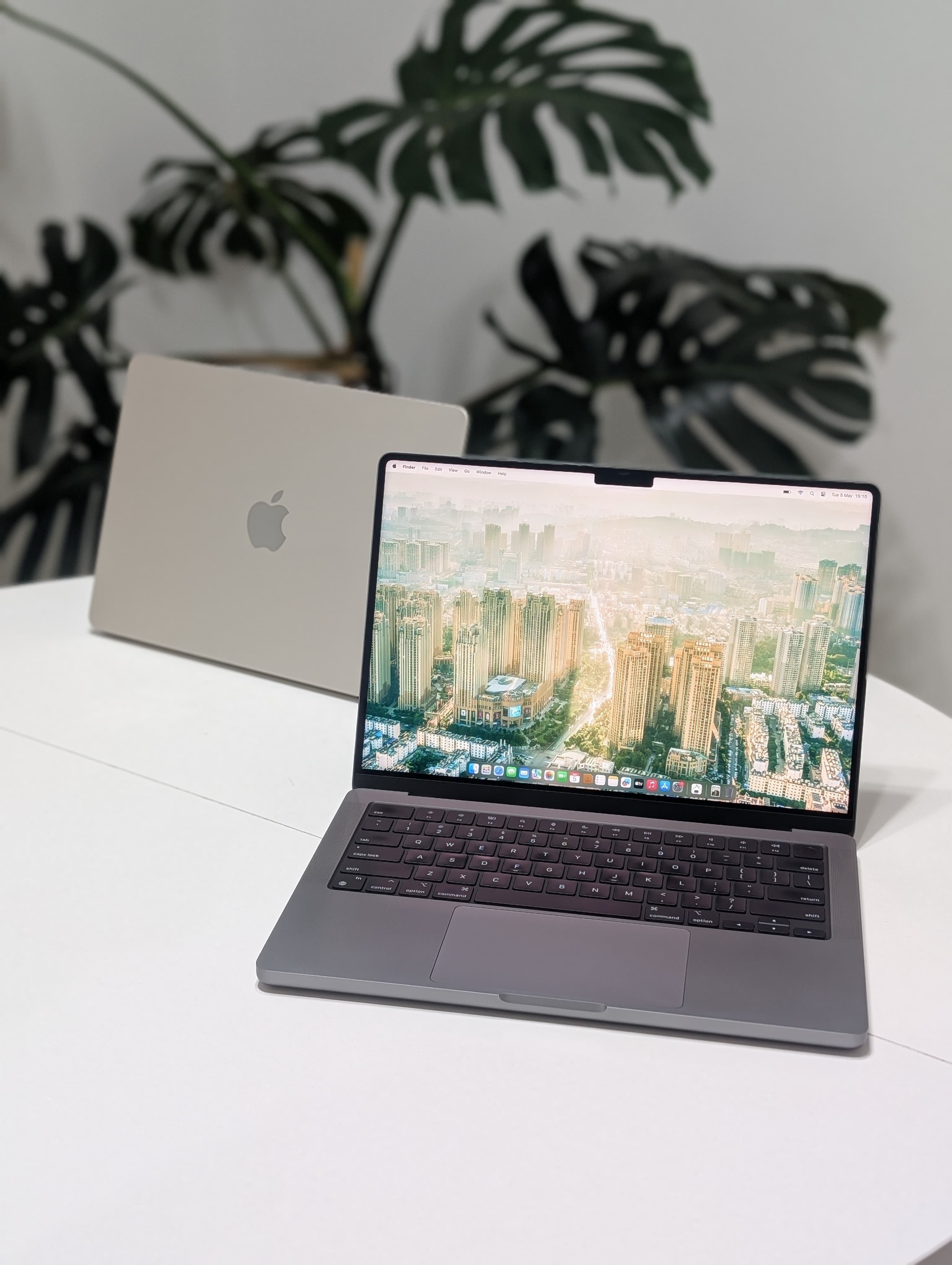 MacBook Pro M1 PRO - 14pouces - 2021 — image 1